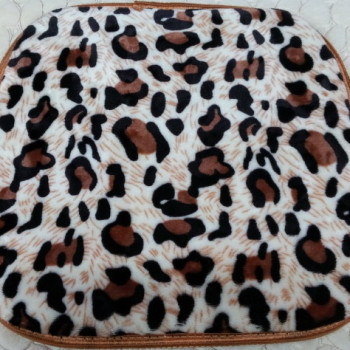 디자인 레이스방석 - 디자인최고 원단최고