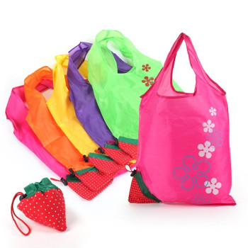 딸기모양시장가방